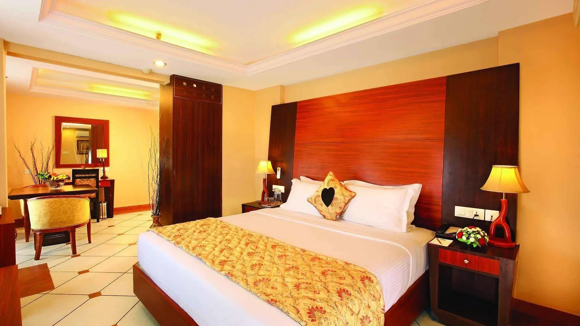 Emarald Hotel Cochin Kochi 3*,